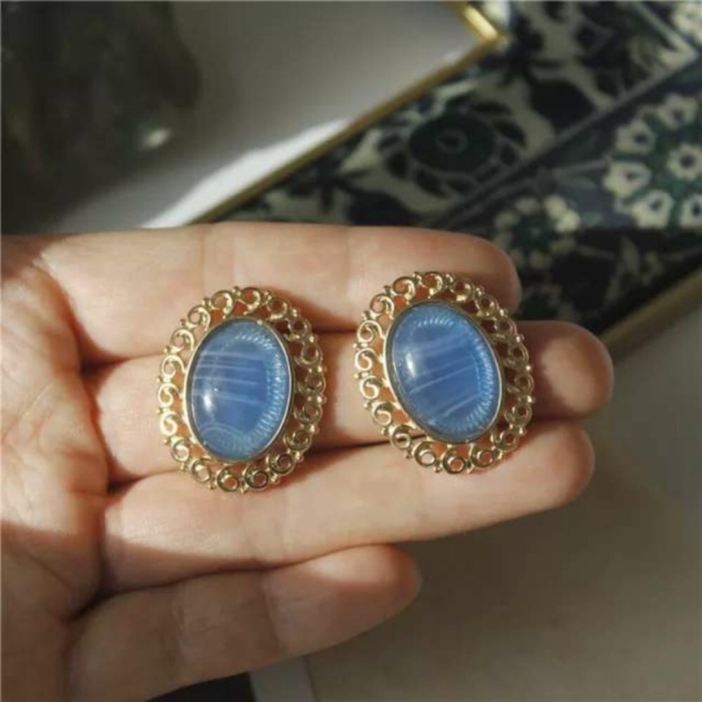 Vintage style blue stone large studs